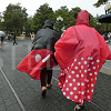 キャステル 雨の日ディズニーの服装は？おすすめの雨具やコーデ、あると便利な持ち物まとめ！