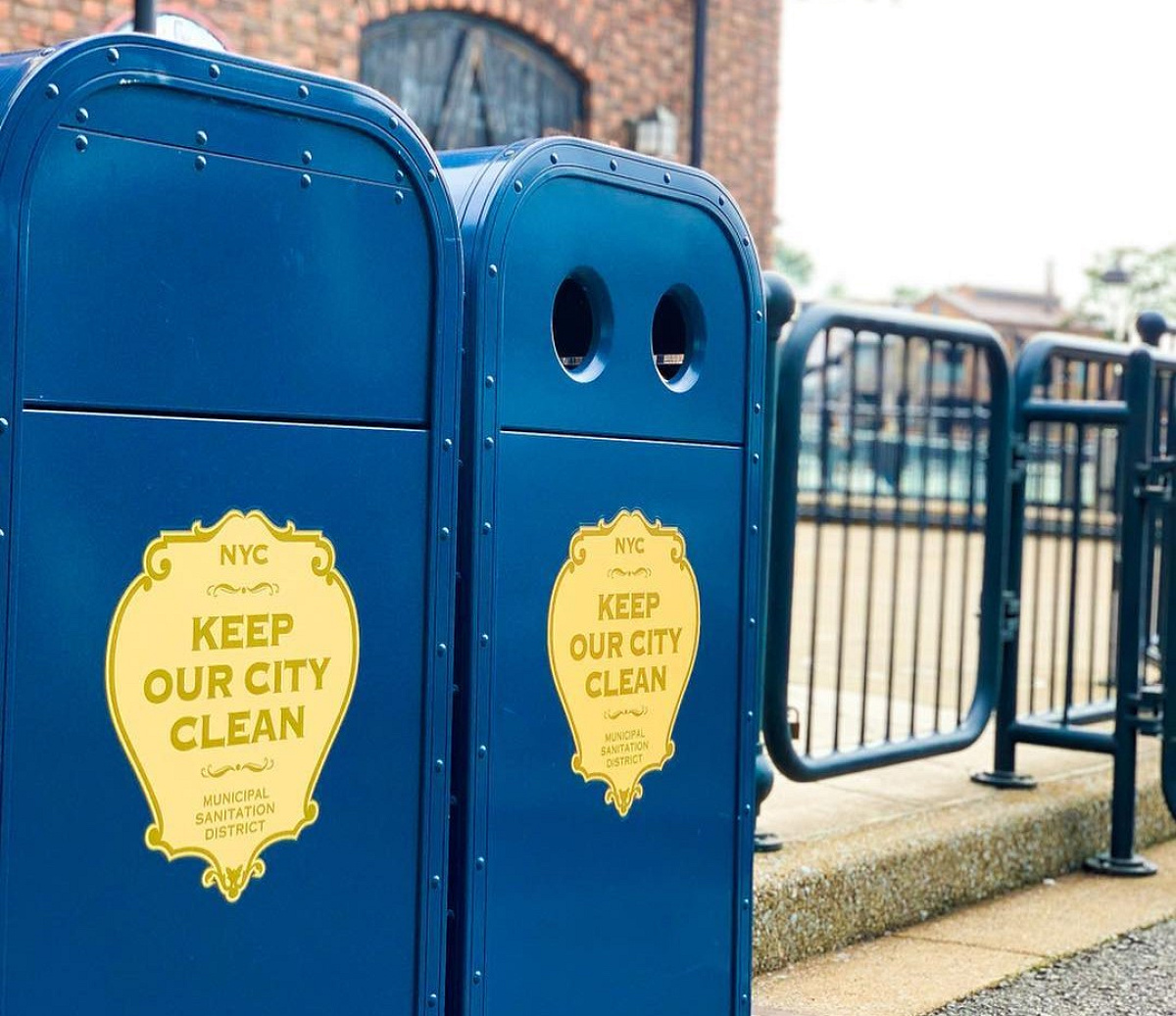 アメリカンウォーターフロントのトラッシュカン| キャステル | CASTEL