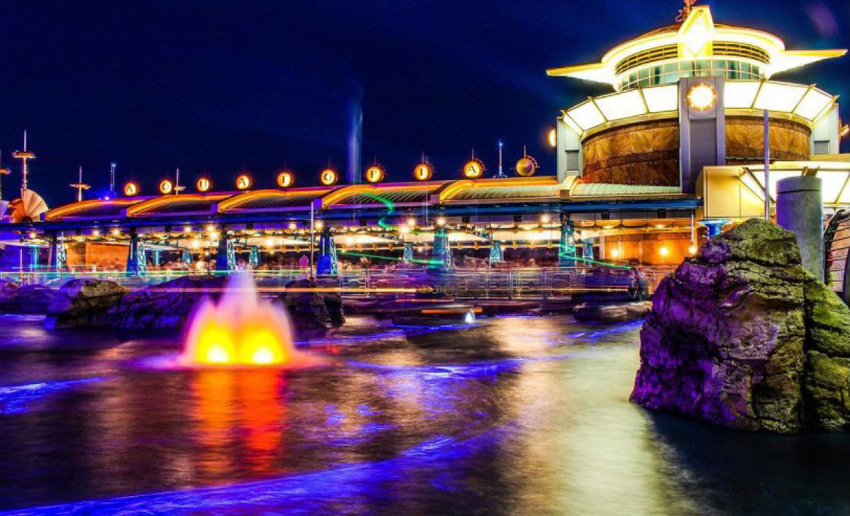 夜のアクアトピア| キャステル | CASTEL ディズニー情報