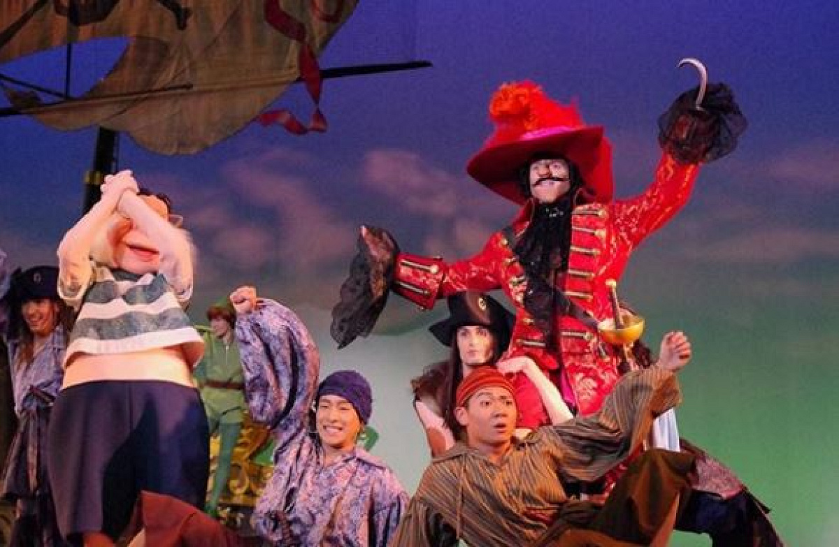 フック船長や海賊たち| キャステル | CASTEL ディズニー情報