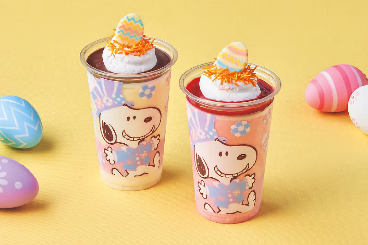 イースター・スヌーピー・シェイク バニラ＆チョコ（左