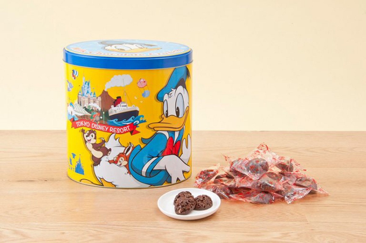 東京ディズニーシーチョコレートクランチLの空き缶 超特大のチョコレートクランチ（100粒入り）| キャステル | CASTEL
