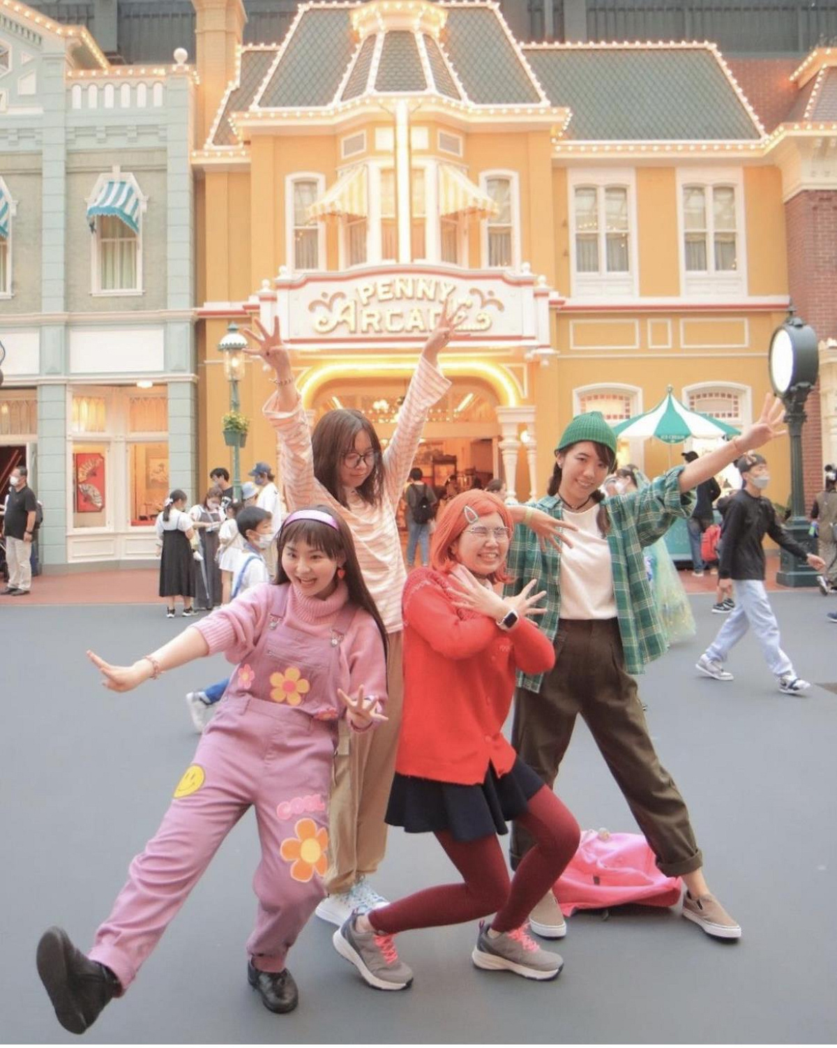 Dハロ ディズニー 私ときどきレッサーパンダ メイ コスプレ バウンドコーデ 私ときどきレッサーパンダ仮装| キャステル | CASTEL ディズニー情報