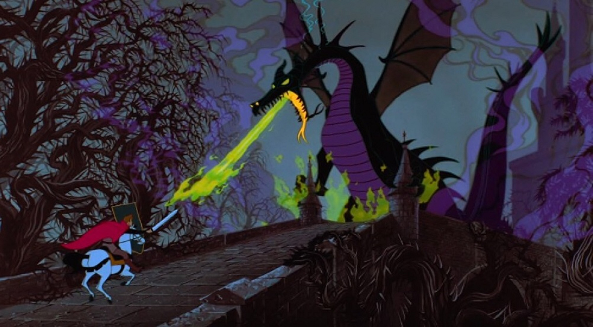 ドラゴンとなったマレフィセント| キャステル | CASTEL ディズニー情報