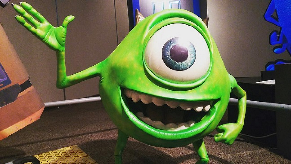 マイク・ワゾウスキ| キャステル | CASTEL ディズニー情報