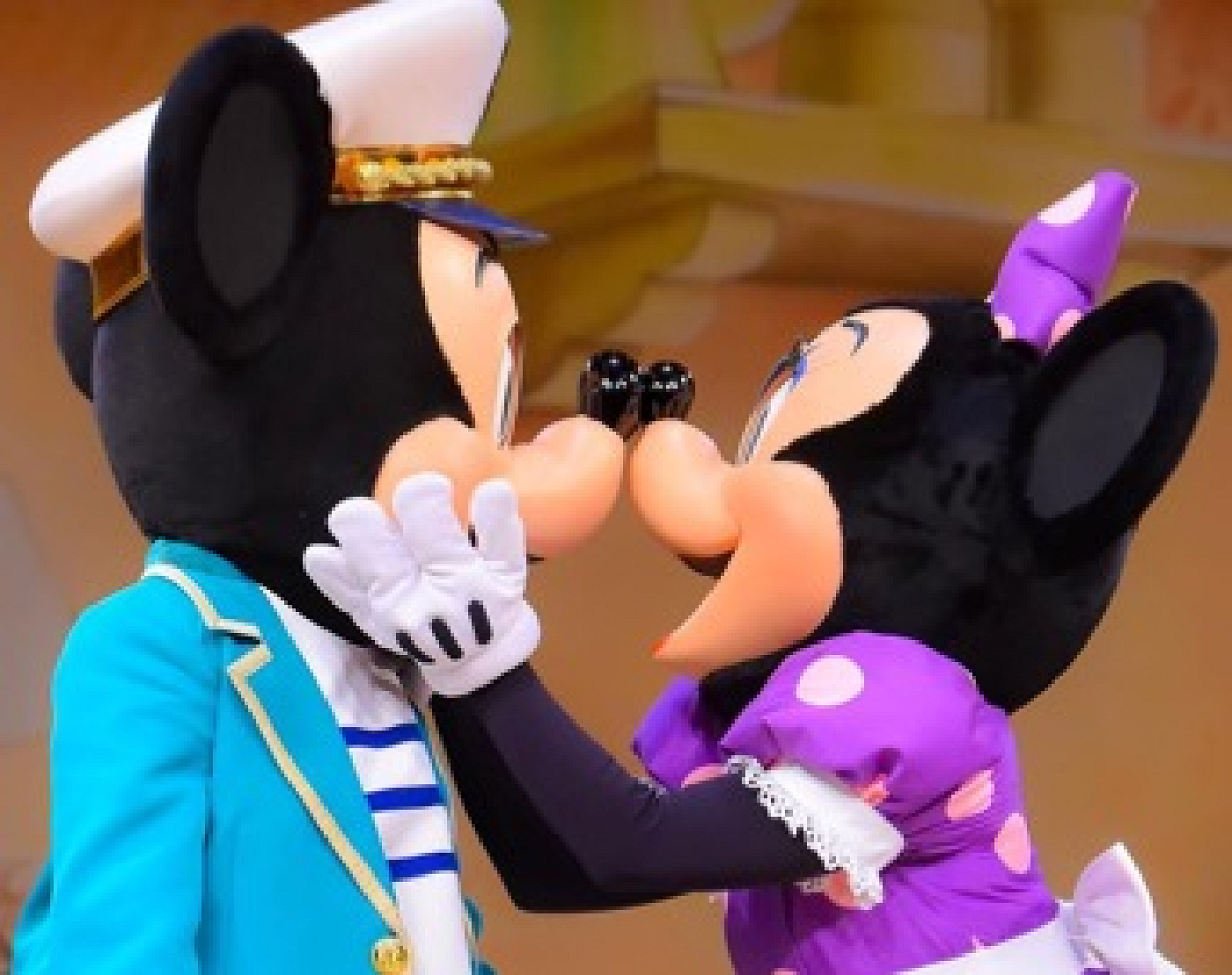 ミッキーを想うミニーの愛情| キャステル | CASTEL ディズニー情報