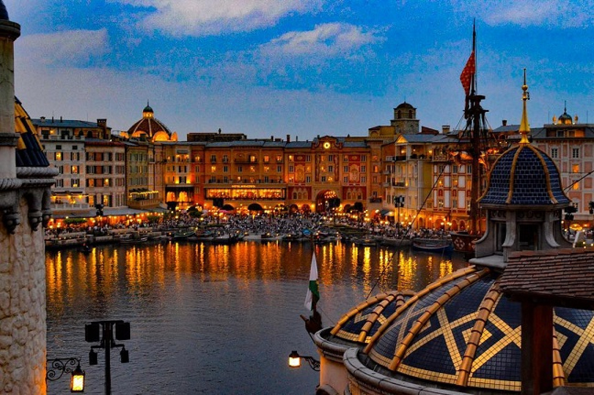 フォートレス・エクスプロレーションからの景色| キャステル | CASTEL