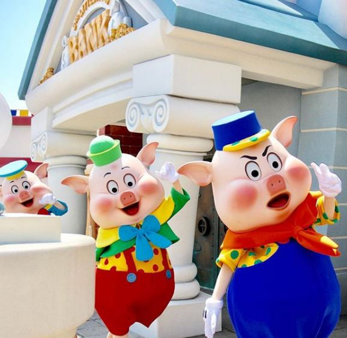 三匹の子ぶた| キャステル | CASTEL ディズニー情報