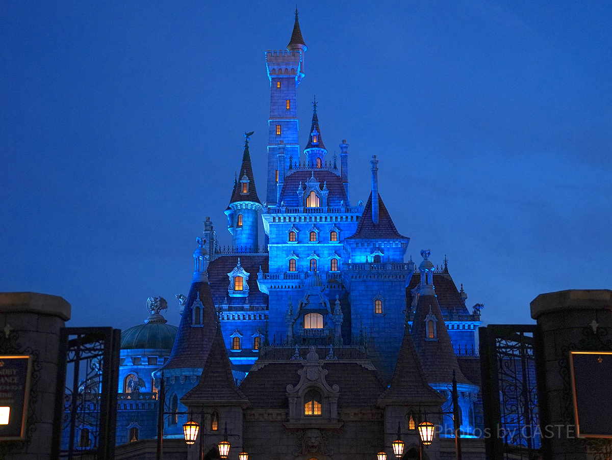夜の美女と野獣の城| キャステル | CASTEL ディズニー情報