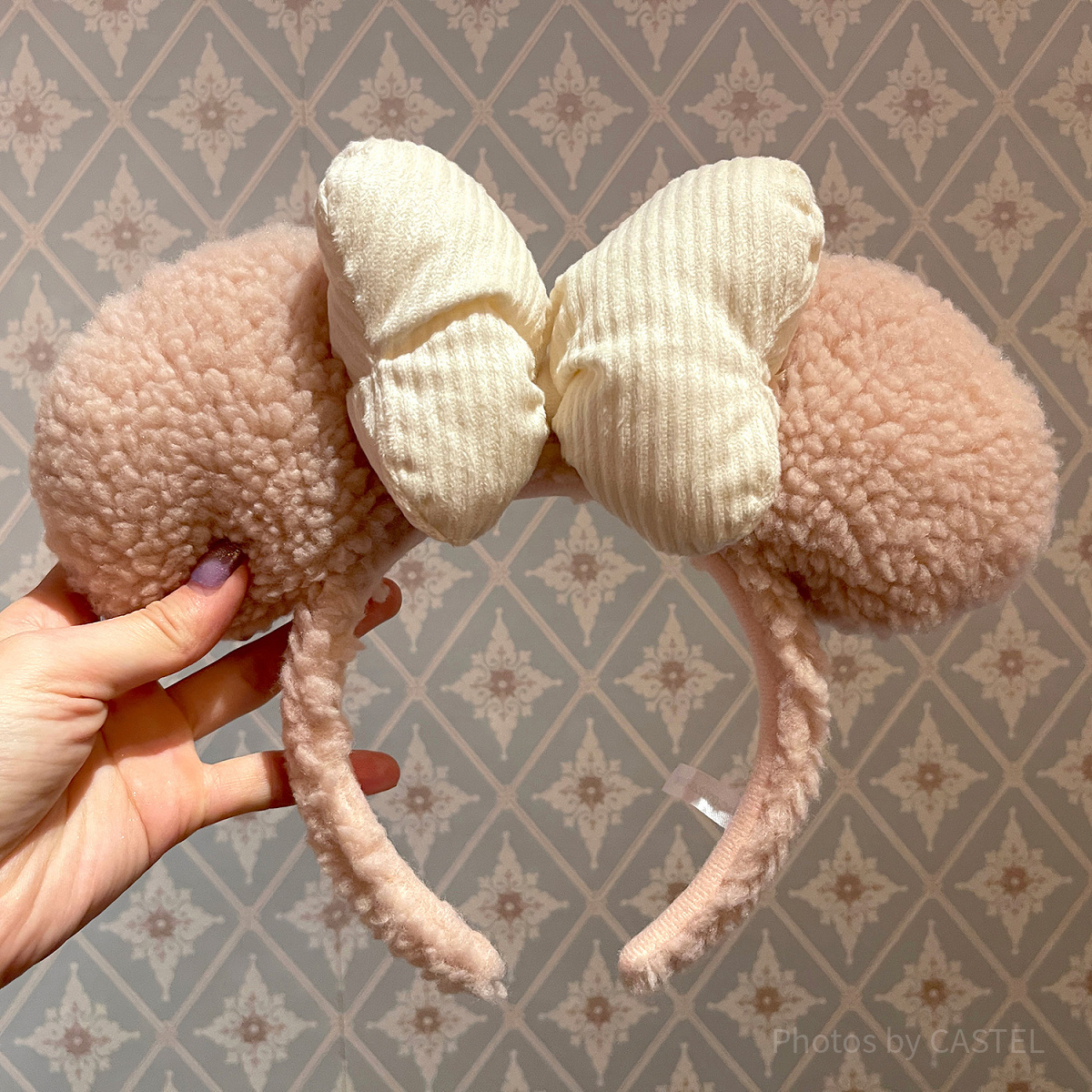 【2024年】お歳暮ギフト ボアカチューシャ（ピンクベージュ）| キャステル CASTEL | ヘアアクセサリー
