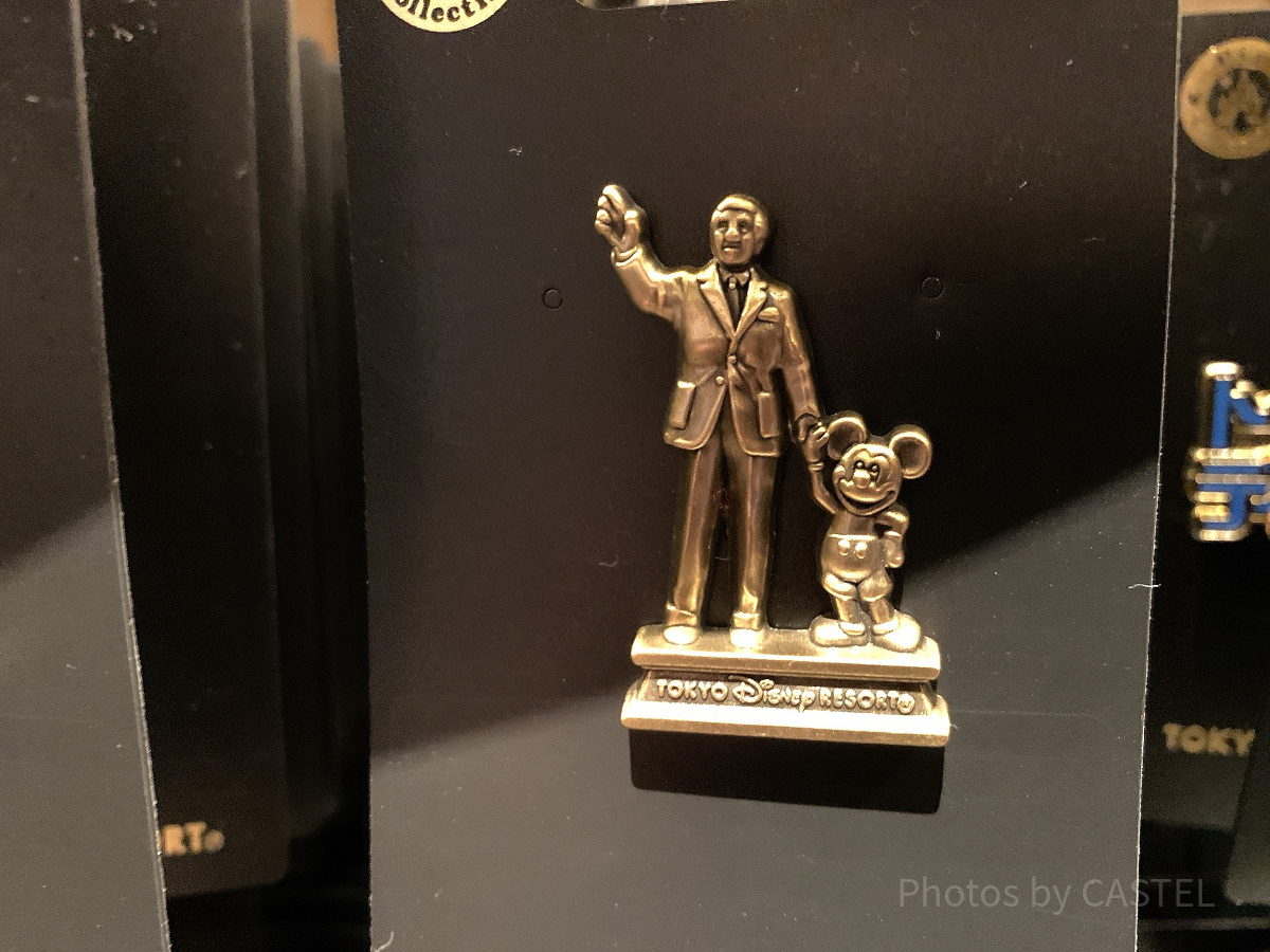 海外ディズニー　ミッキーとウォルト像　ピンバッチ 海外ディズニー ミッキーとウォルト像 ピンバッチ ミッキー＆ウォルト