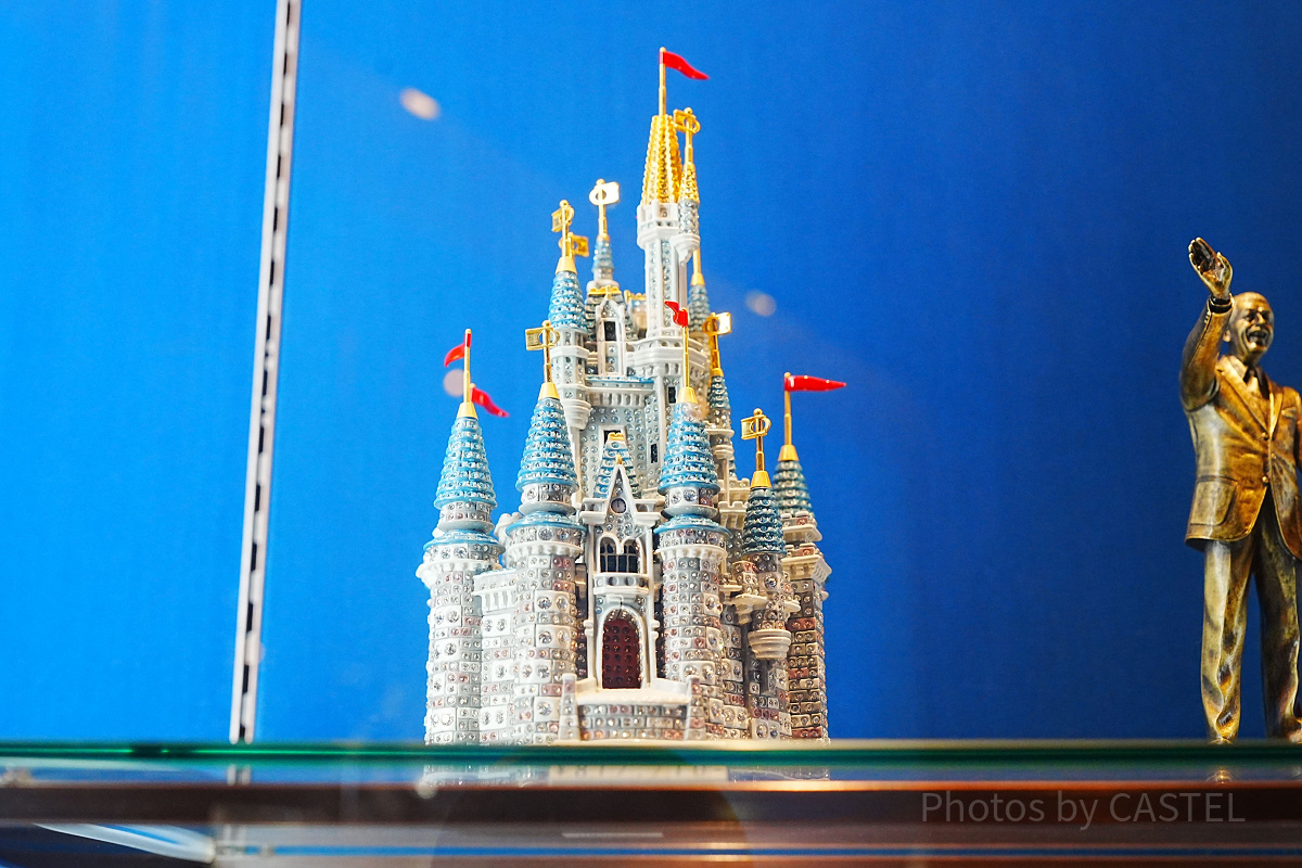 シンデレラ城のフィギュア小サイズ