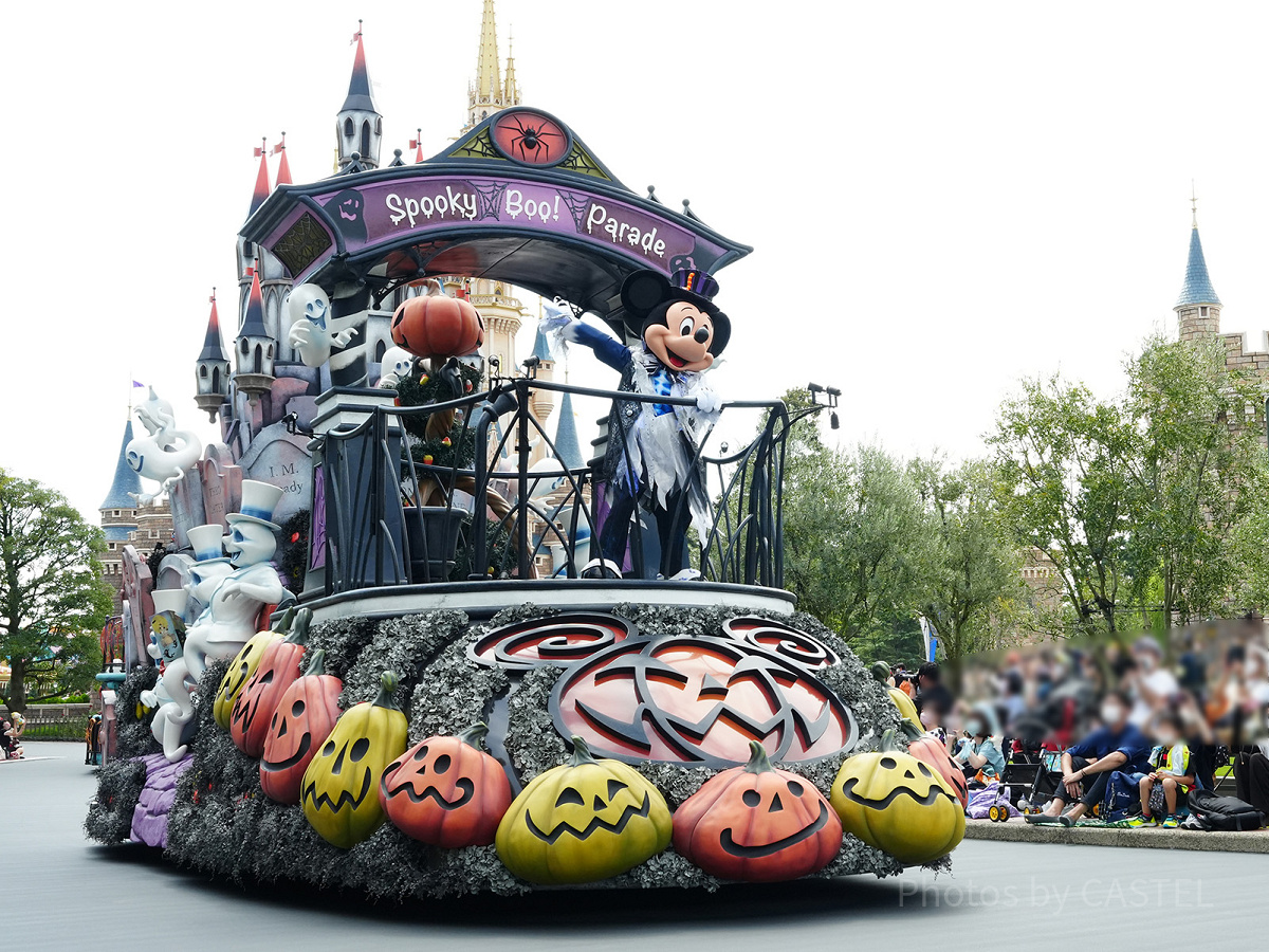 お墓だらけのシンデレラ城のフロート| キャステル | CASTEL ディズニー情報