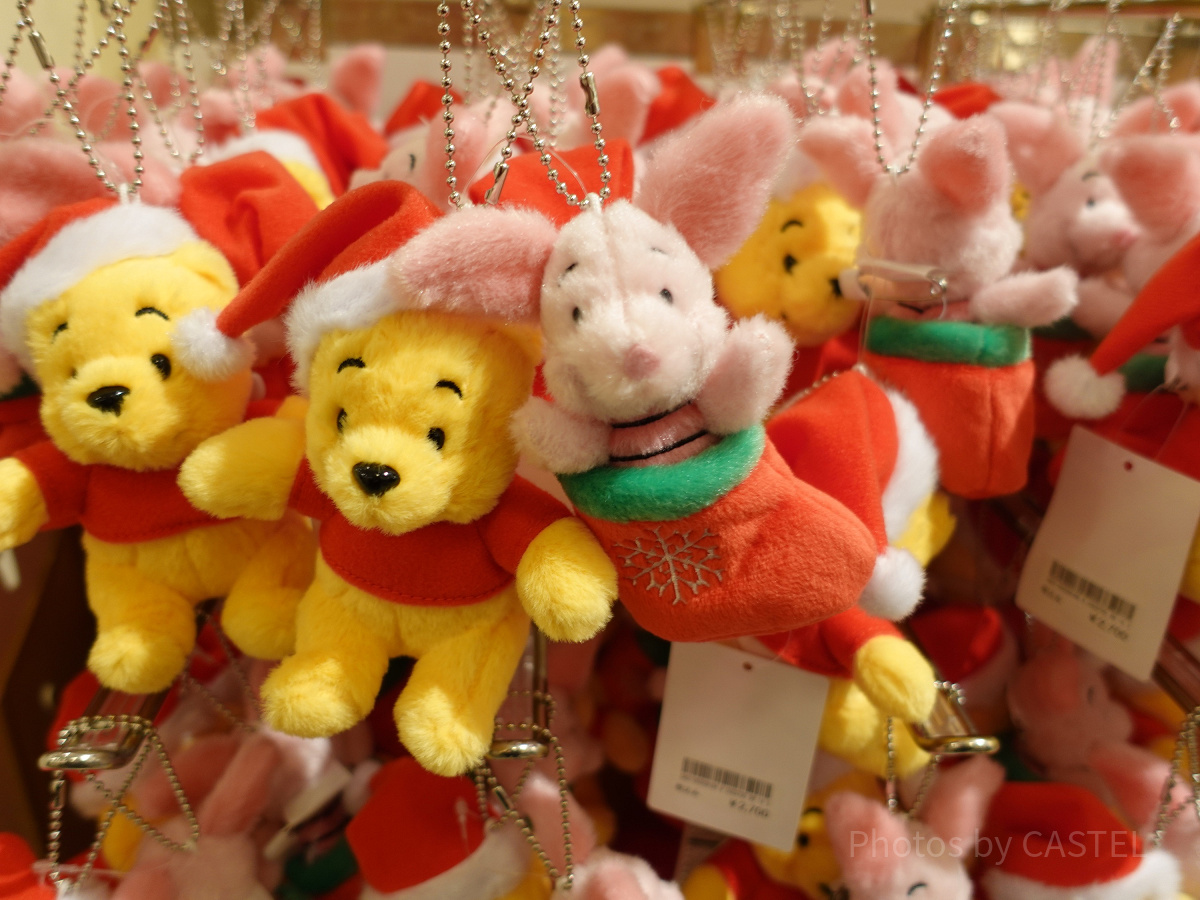 ディズニークリスマスグッズ2022：ぬいぐるみバッジセット（プー