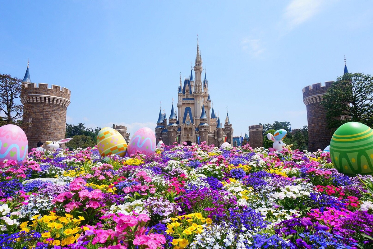 四季折々の花が咲き乱れるディズニーは本当に夢の国♡