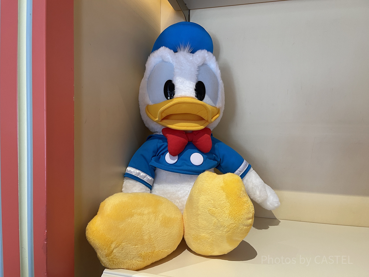 ドナルドのぬいぐるみ（L）