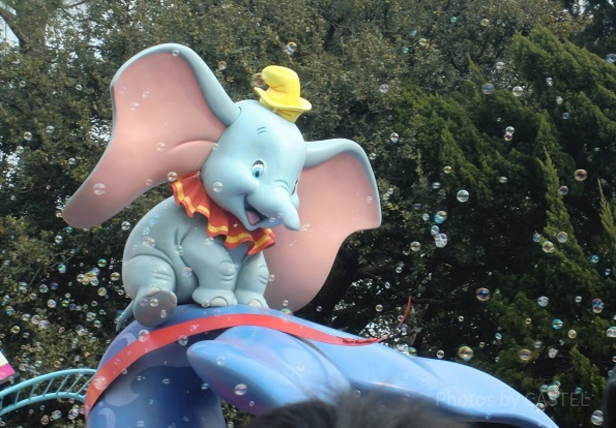 パレードのダンボ