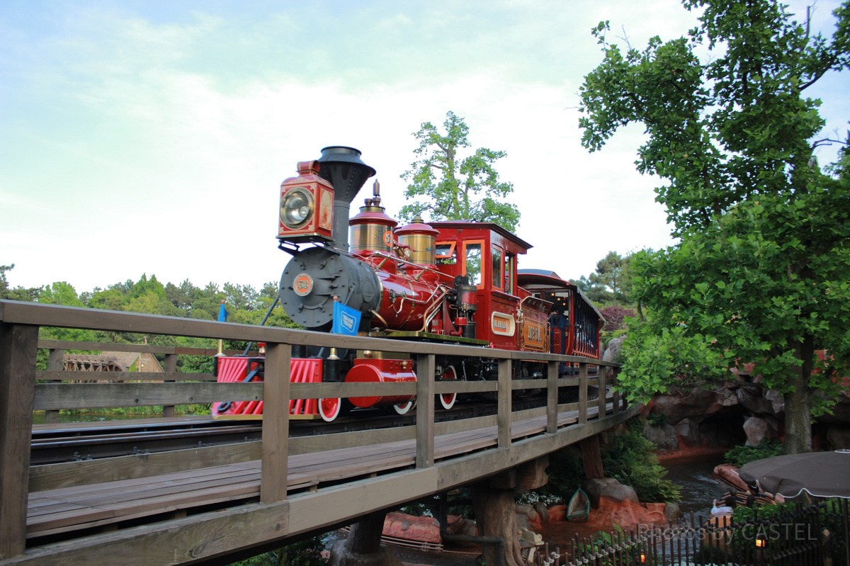 ウェスタンリバー鉄道の隠れミッキー