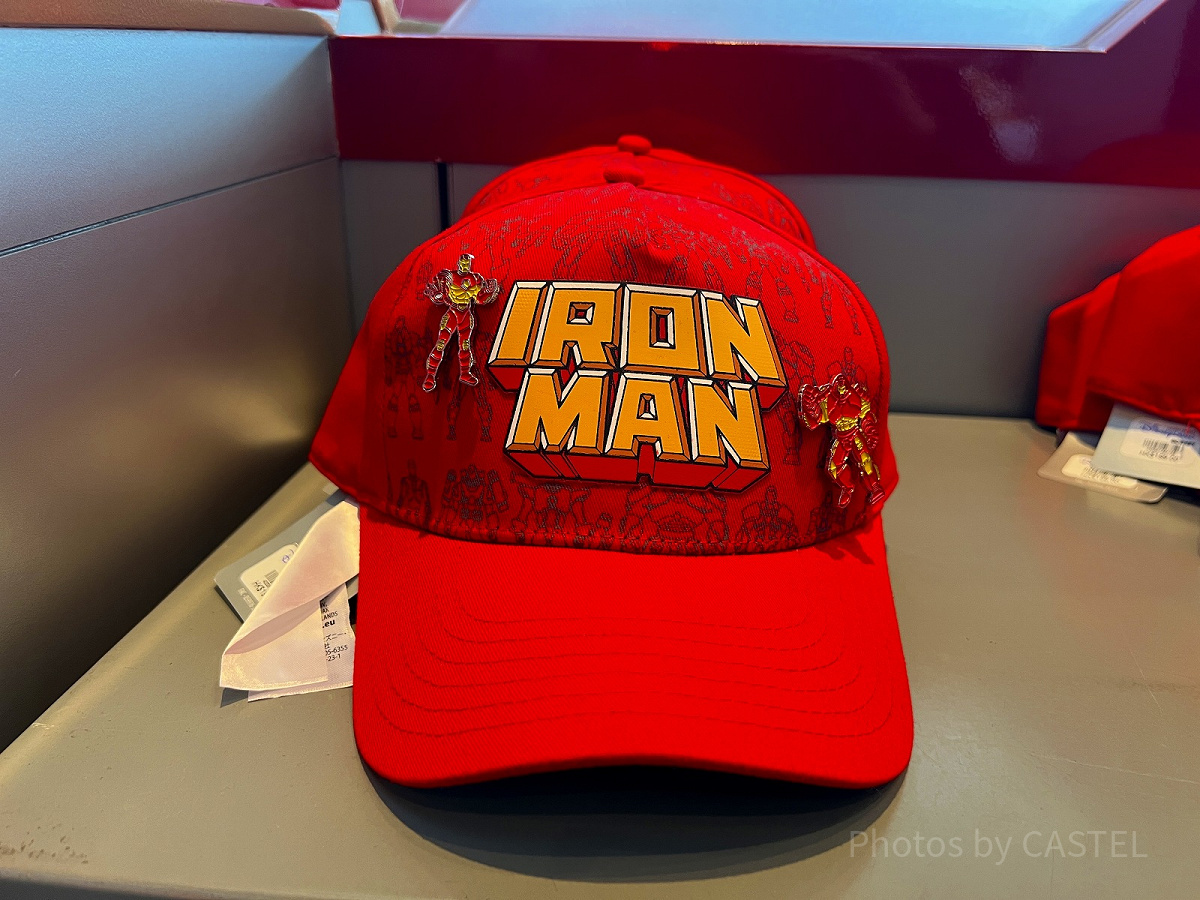 香港ディズニーマーベルグッズ:アイアンマンのピンバッジ付 香港ディズニーマーベルグッズ:アイアンマンのピンバッジ付