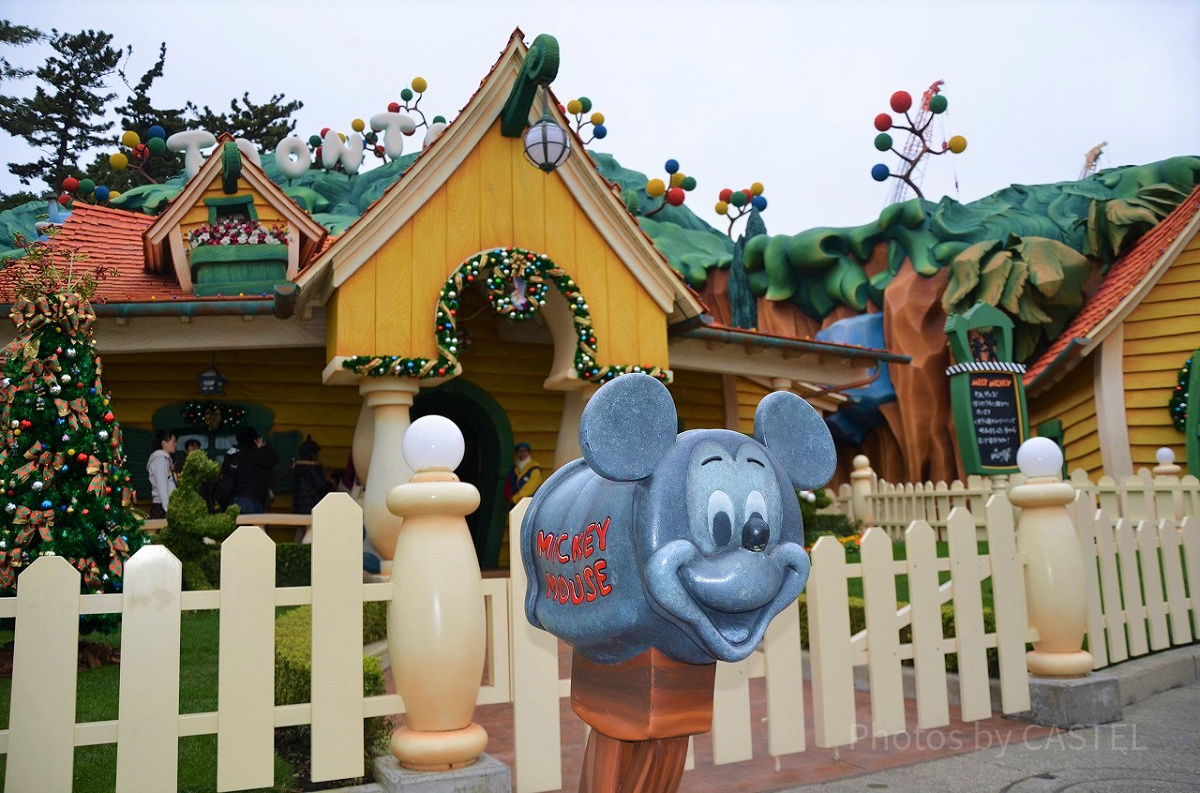 ミッキーのポスト キャステル CASTEL ディズニー情報