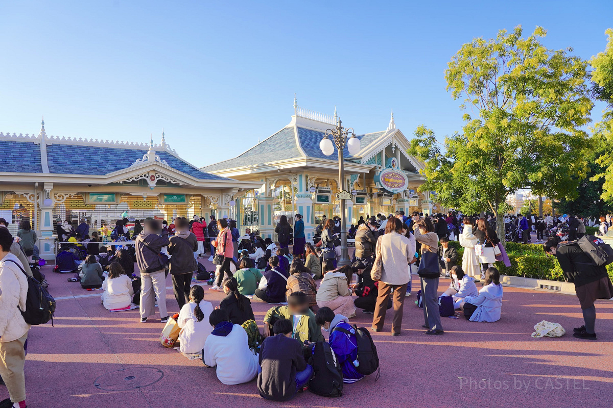 11月ディズニーランド混雑レポ：開園待ち列(7:30頃)