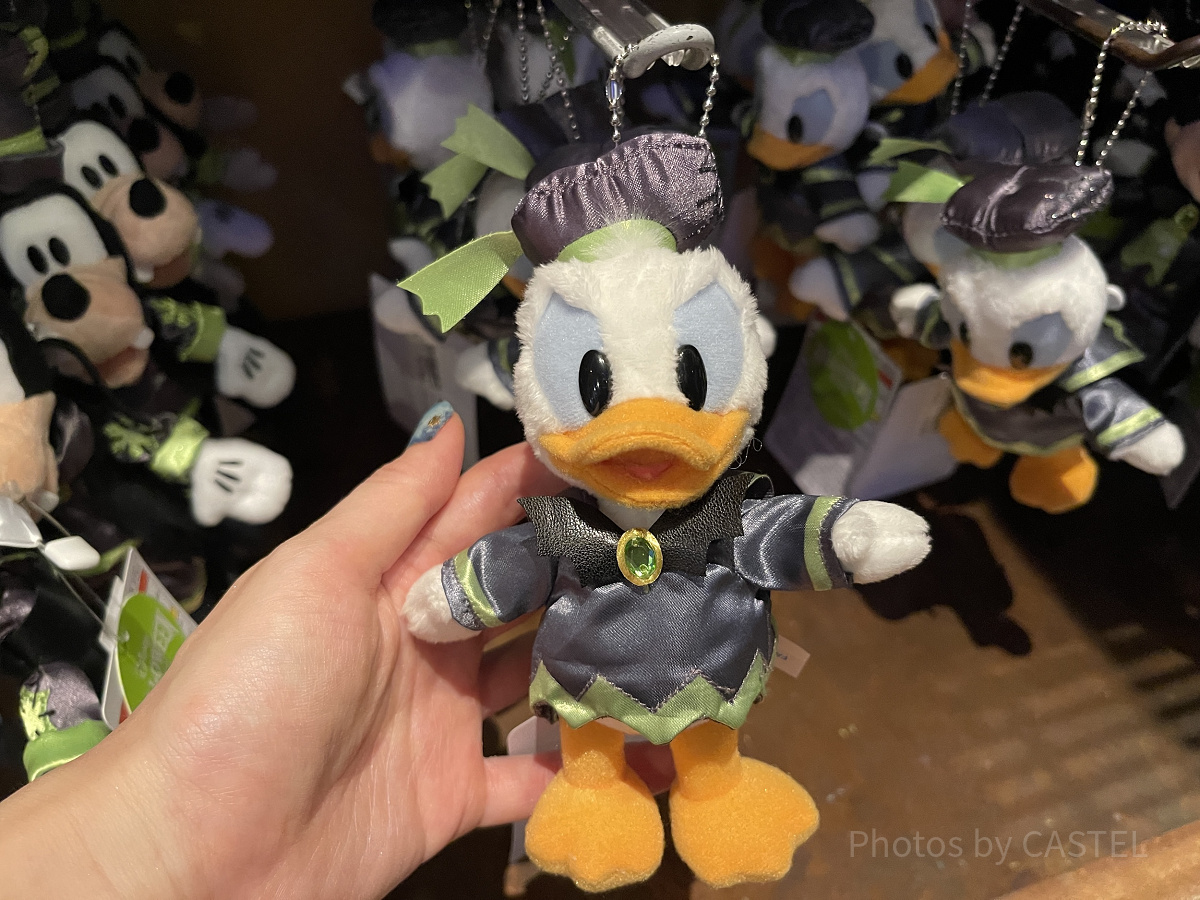 ディズニーぬいぐるみバッジ・ぬいぐるみ25点（42400円相当） ぬいぐるみバッジ(ディズニーハロウィングッズ2025)| キャステル