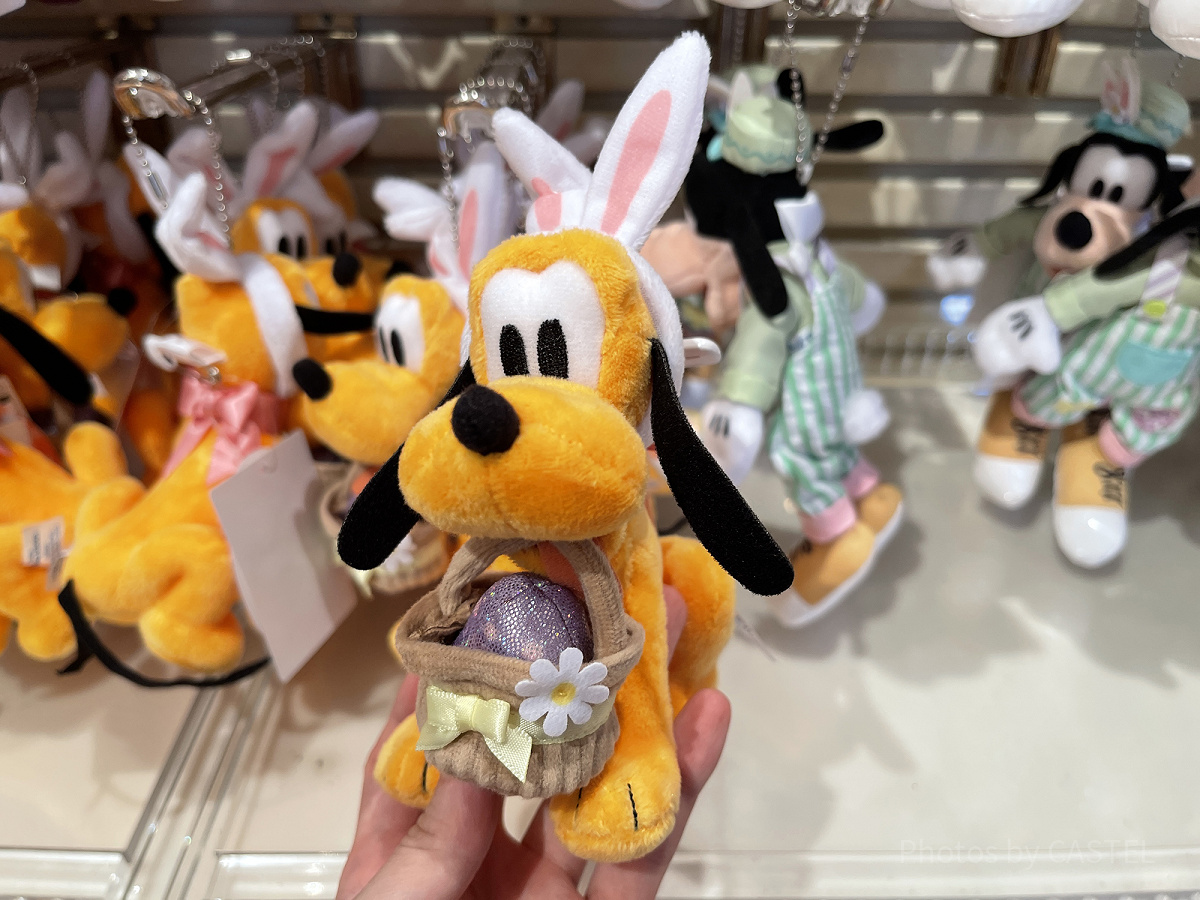 プルートぬいぐるみバッジ（2022年ディズニーイースターグッズ
