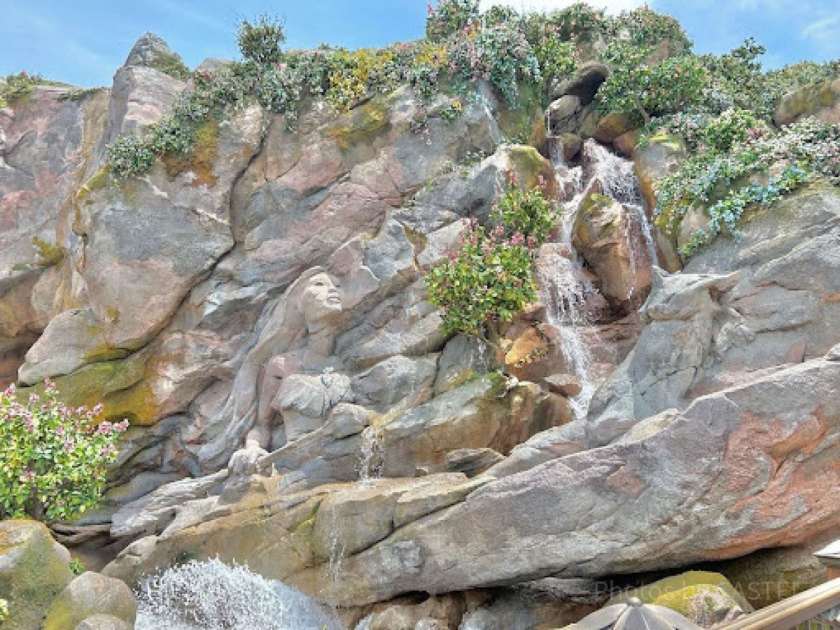 ポカホンタスとミーコのロックワーク