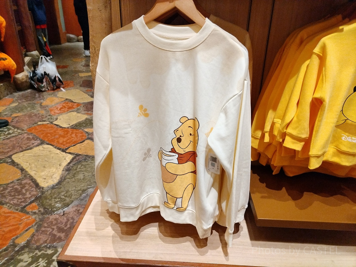 上海ディズニーくまのプーさんグッズ：プーさんとはちみつデザインの白
