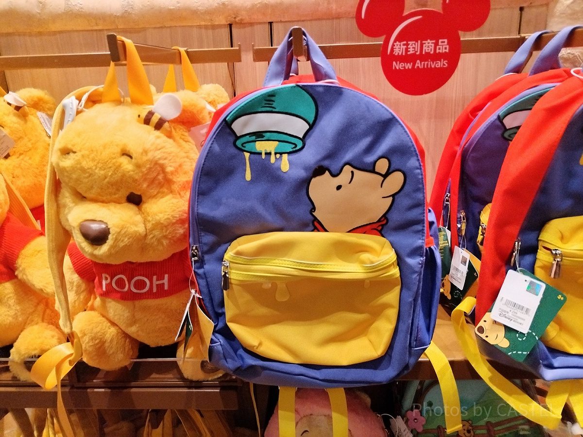 上海ディズニーくまのプーさんグッズ：プーさんのミニリュック
