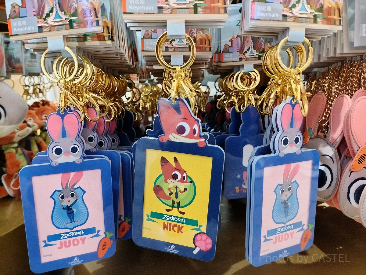 上海ディズニーズートピアグッズ：パスケース（ジュディ・ニック