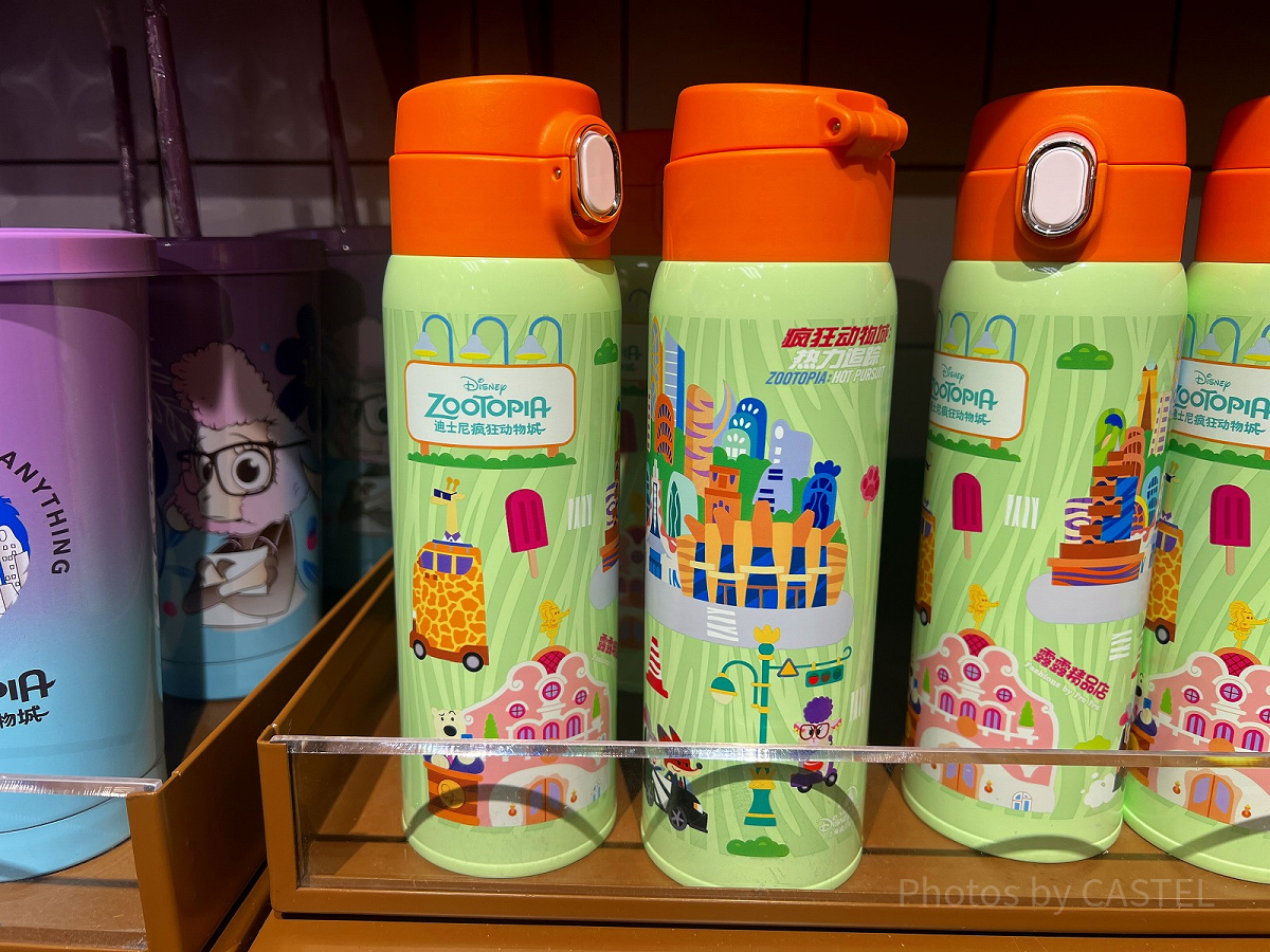 上海ディズニーズートピアグッズ：ズートピアエリアマグカップ