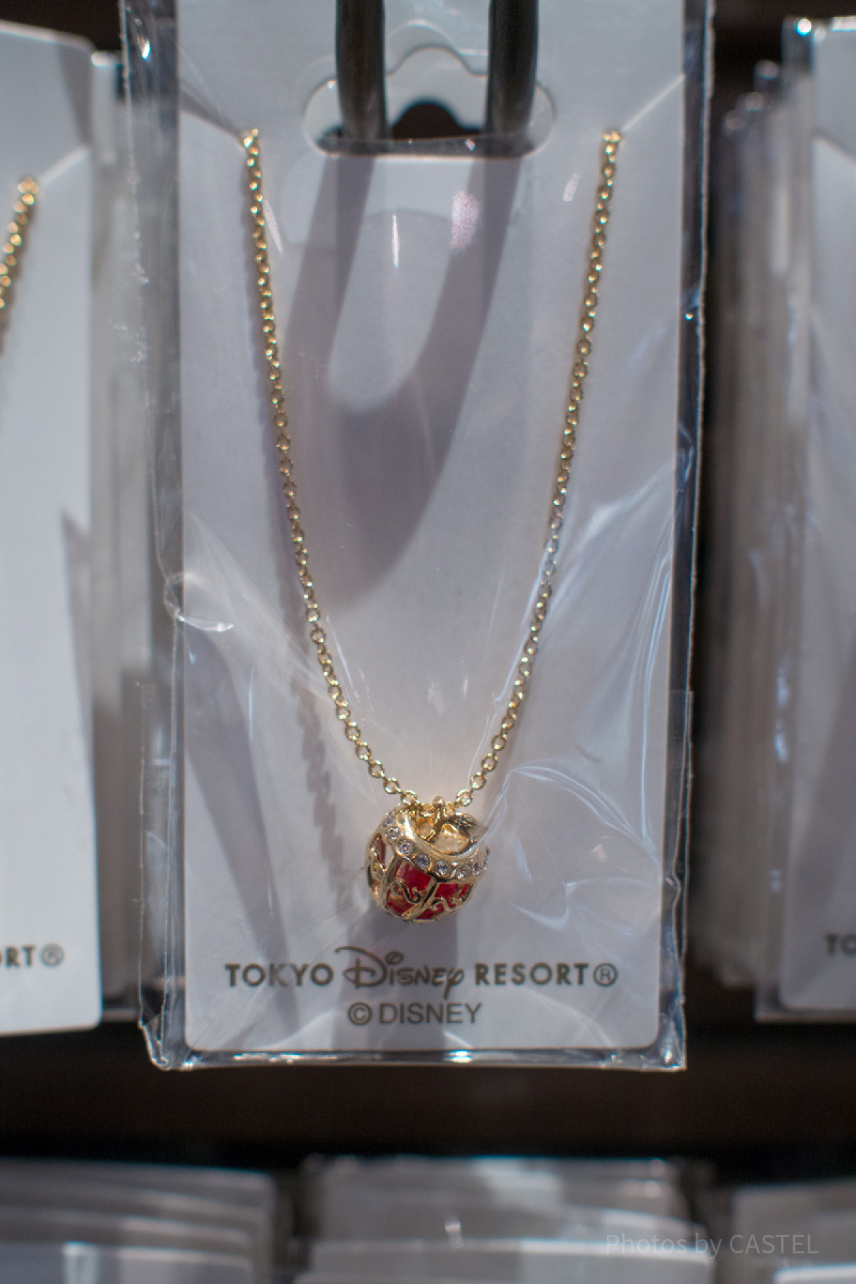 赤髪の白雪姫　ネックレス 赤髪の白雪姫原画展 公式サイト