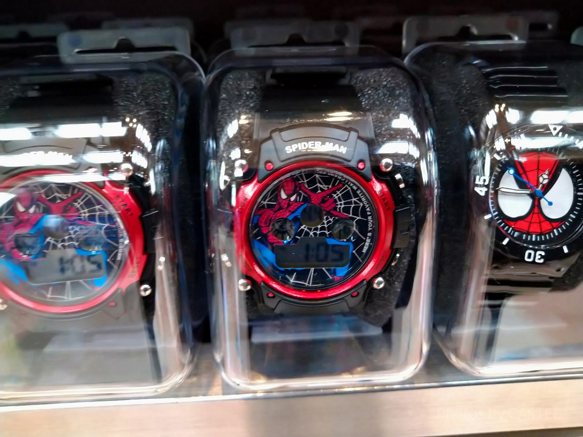 スパイダーマンのアメコミ風腕時計