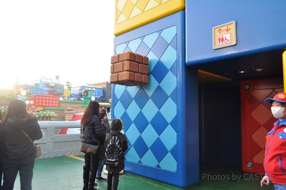 スーパーニンテンドーワールドのエレベーター（下り）| キャステル