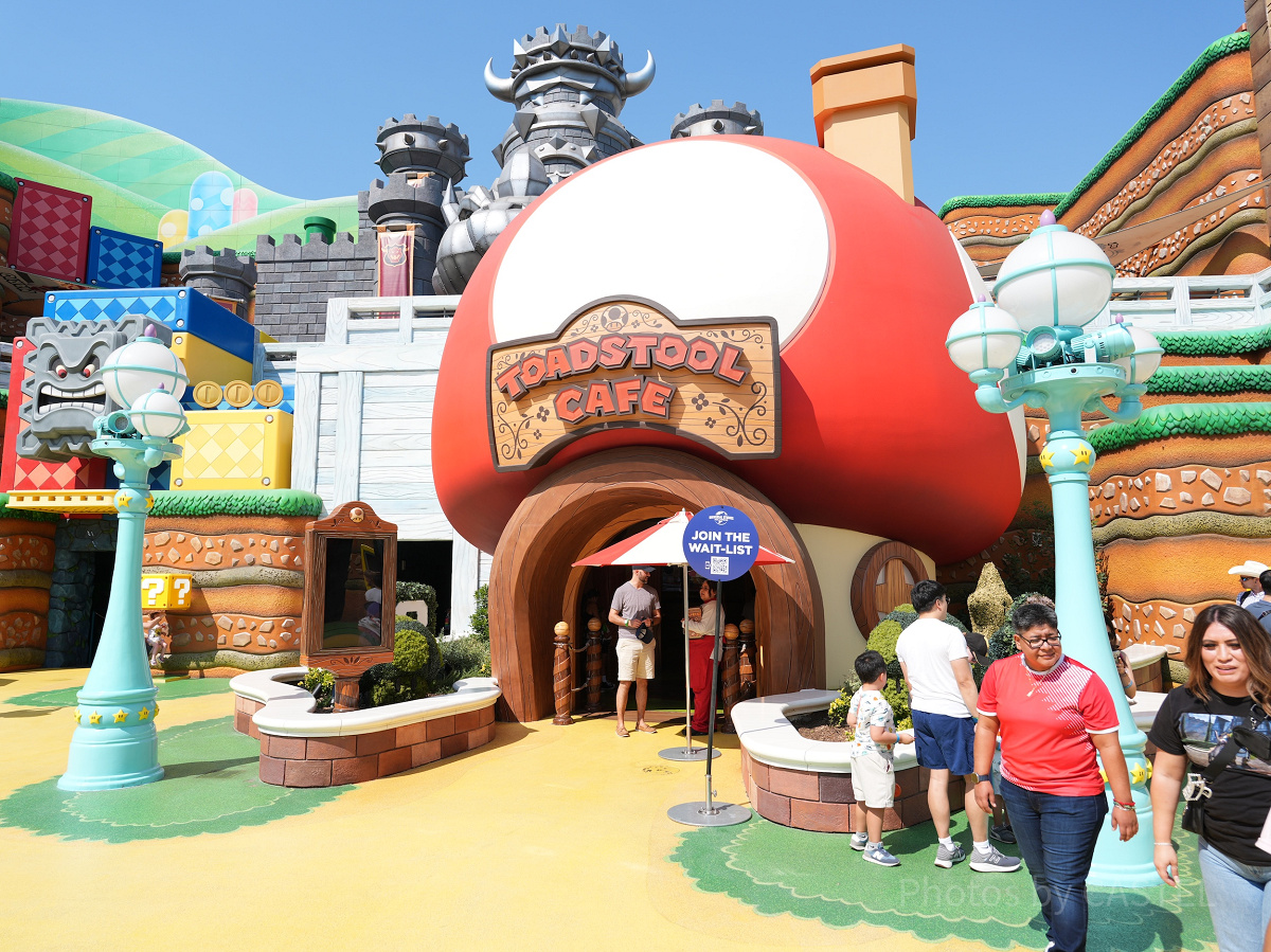 USHのToadstool Cafe（キノピオカフェ）