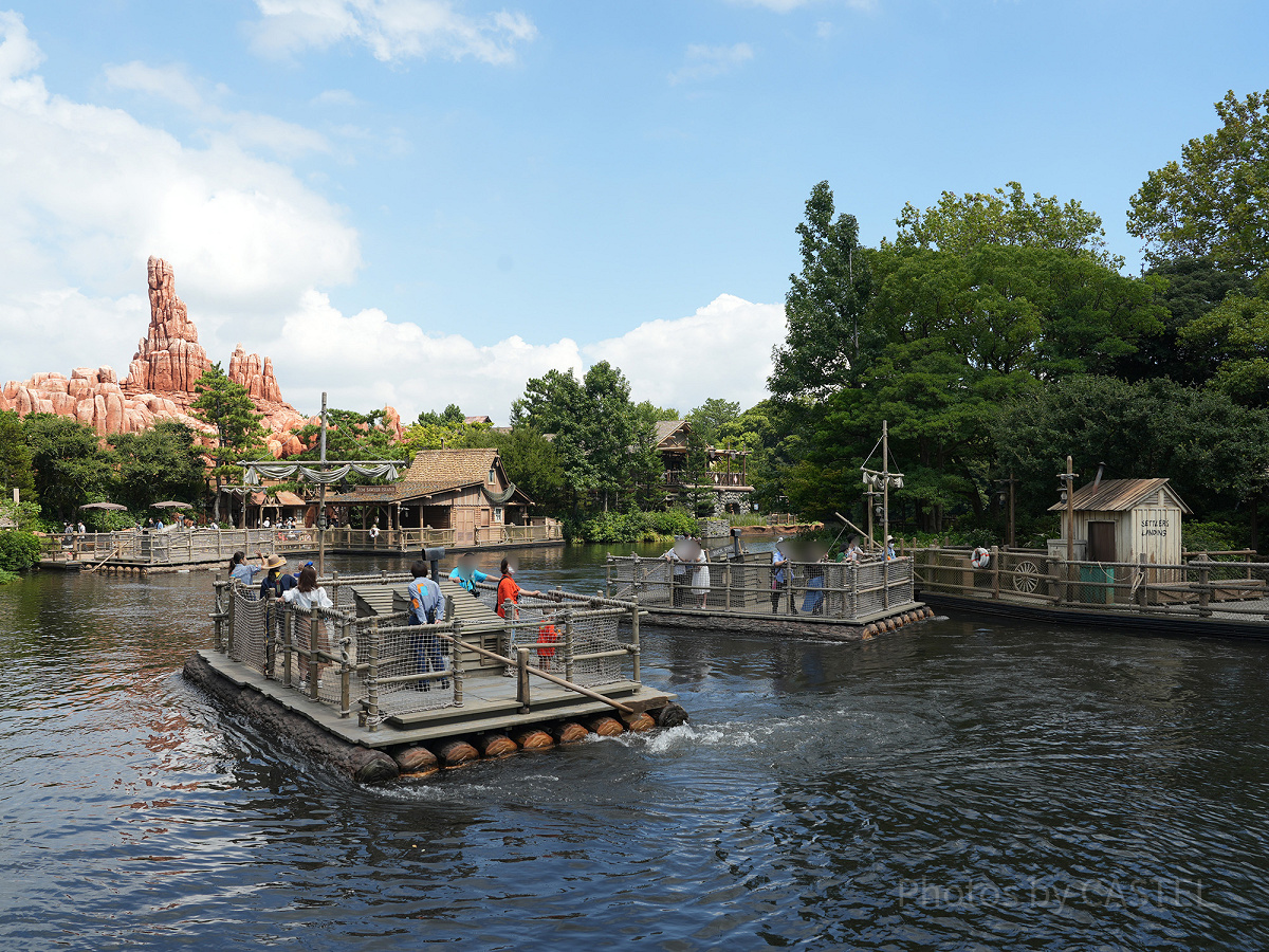 ［2］東京ディズニーランド トムソーヤ島 ナップザック 2］東京ディズニーランド トムソーヤ島 ナップザック - メルカリ
