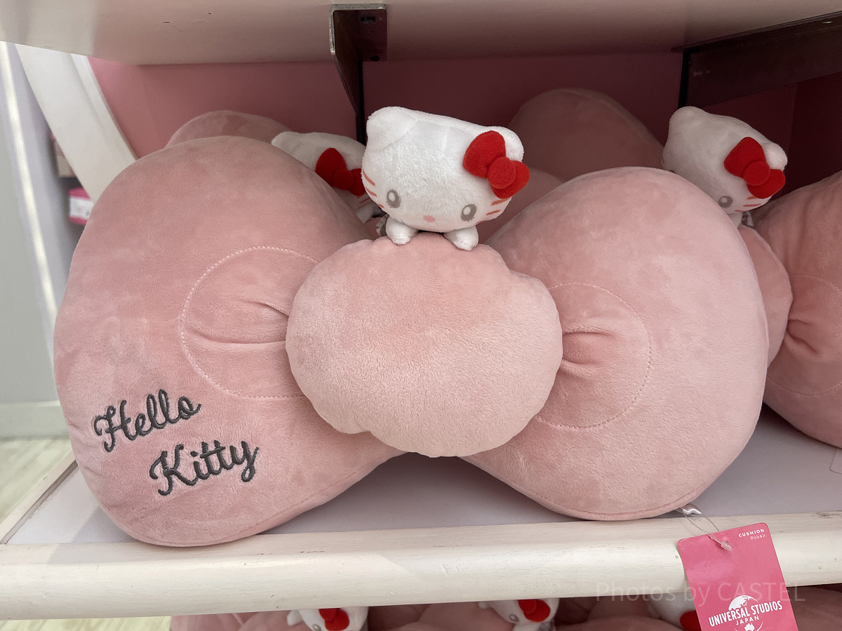 USJハローキティ/クッション| キャステル | CASTEL ディズニー情報