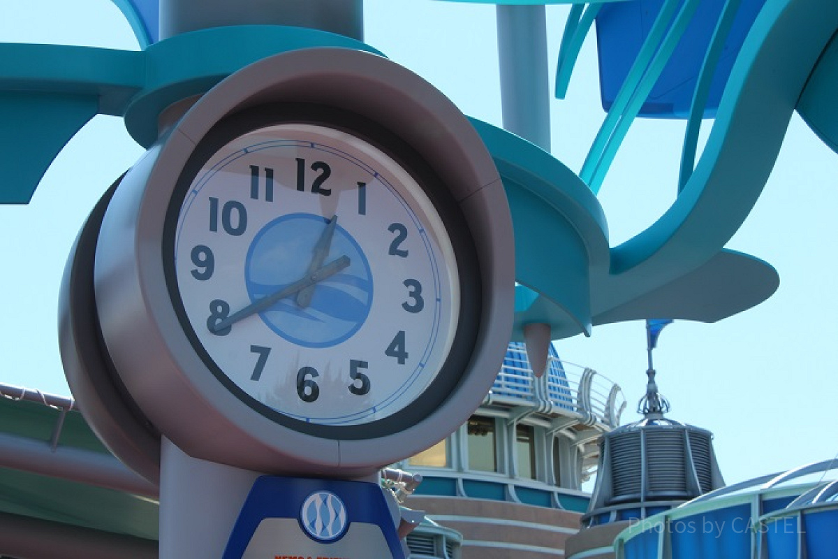 ディズニーの待ち時間何してる？
