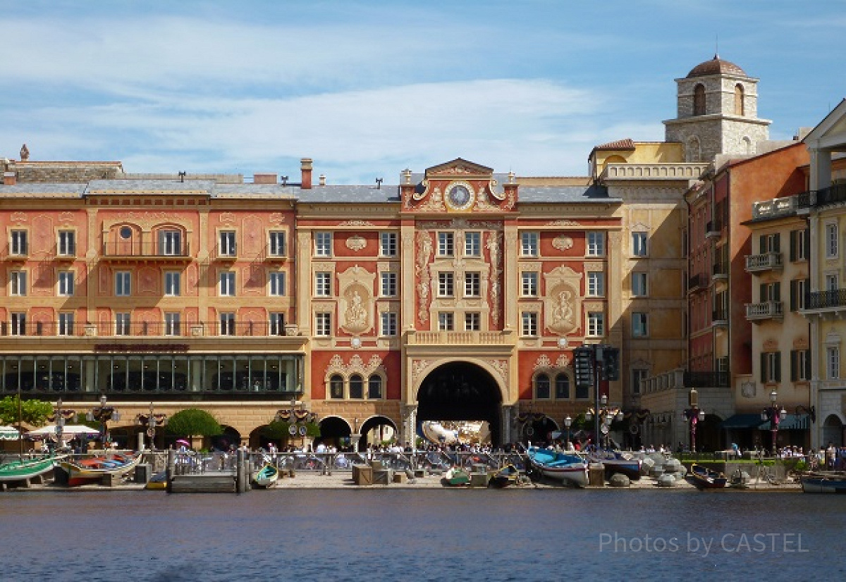 ポルト・パラディーゾ・サイドの客室はハーバーに面している