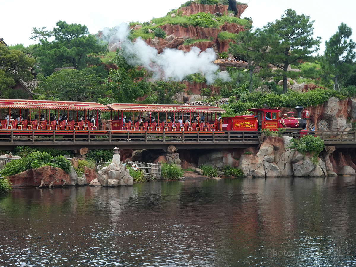 ウエスタンリバー鉄道ってどんな内容？| キャステル | CASTEL