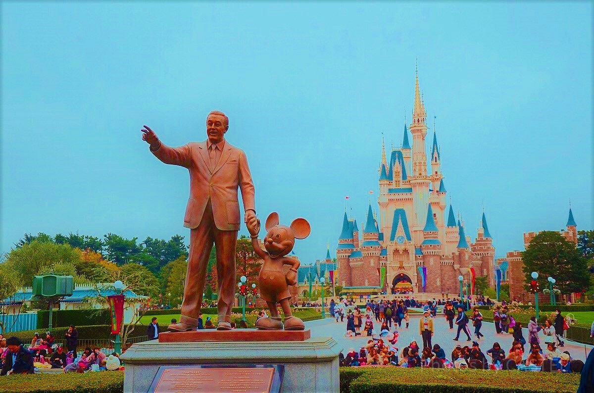 ウォルト・ディズニーとは？| キャステル | CASTEL ディズニー情報