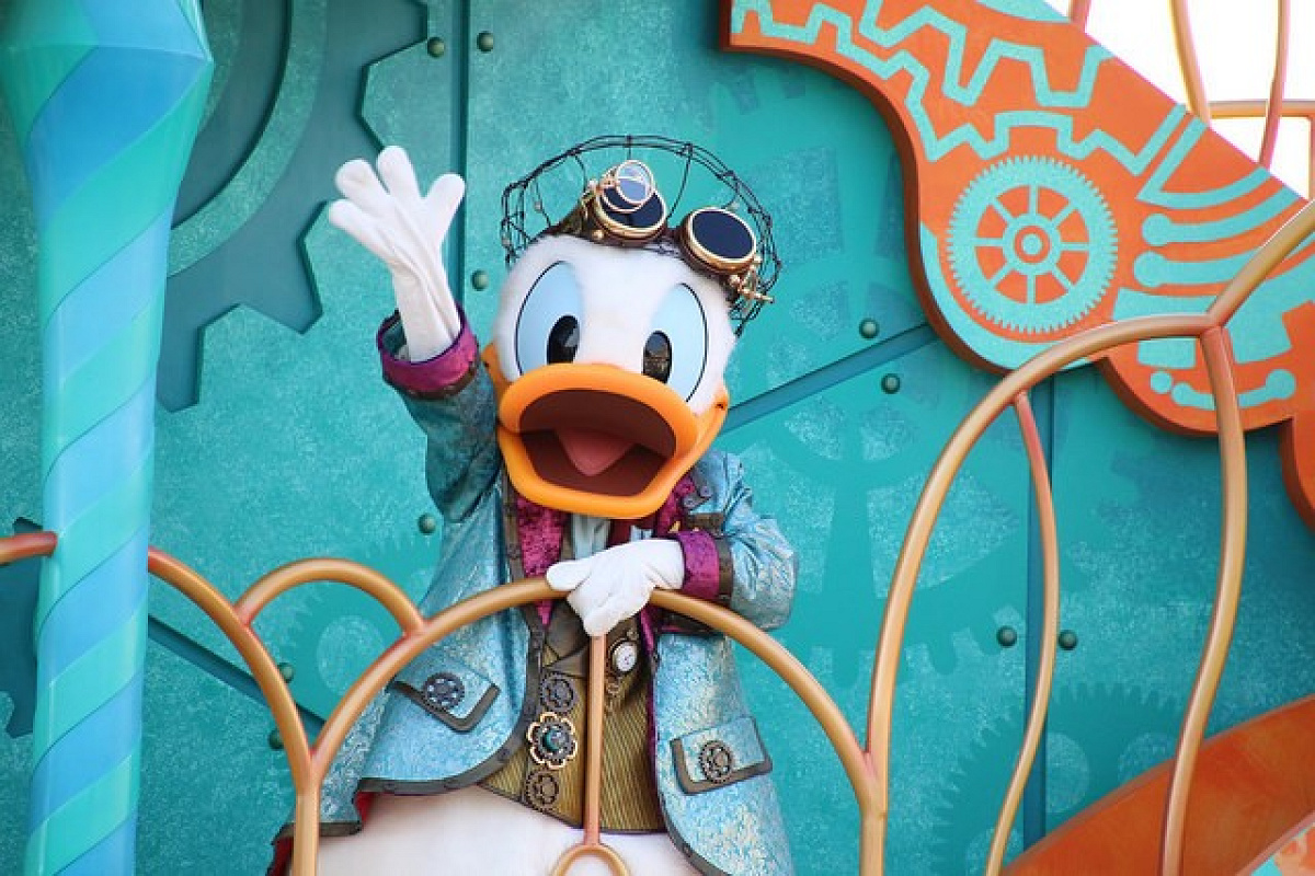スペシャルイベント ファッショナブル イースター のドナルド 15 キャステル Castel ディズニー情報