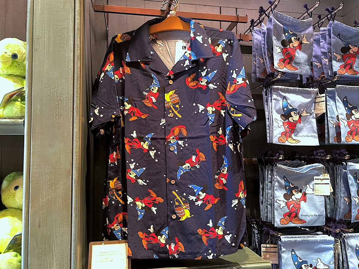 ファンタジアミッキーのアロハシャツ キャステル Castel ディズニー情報