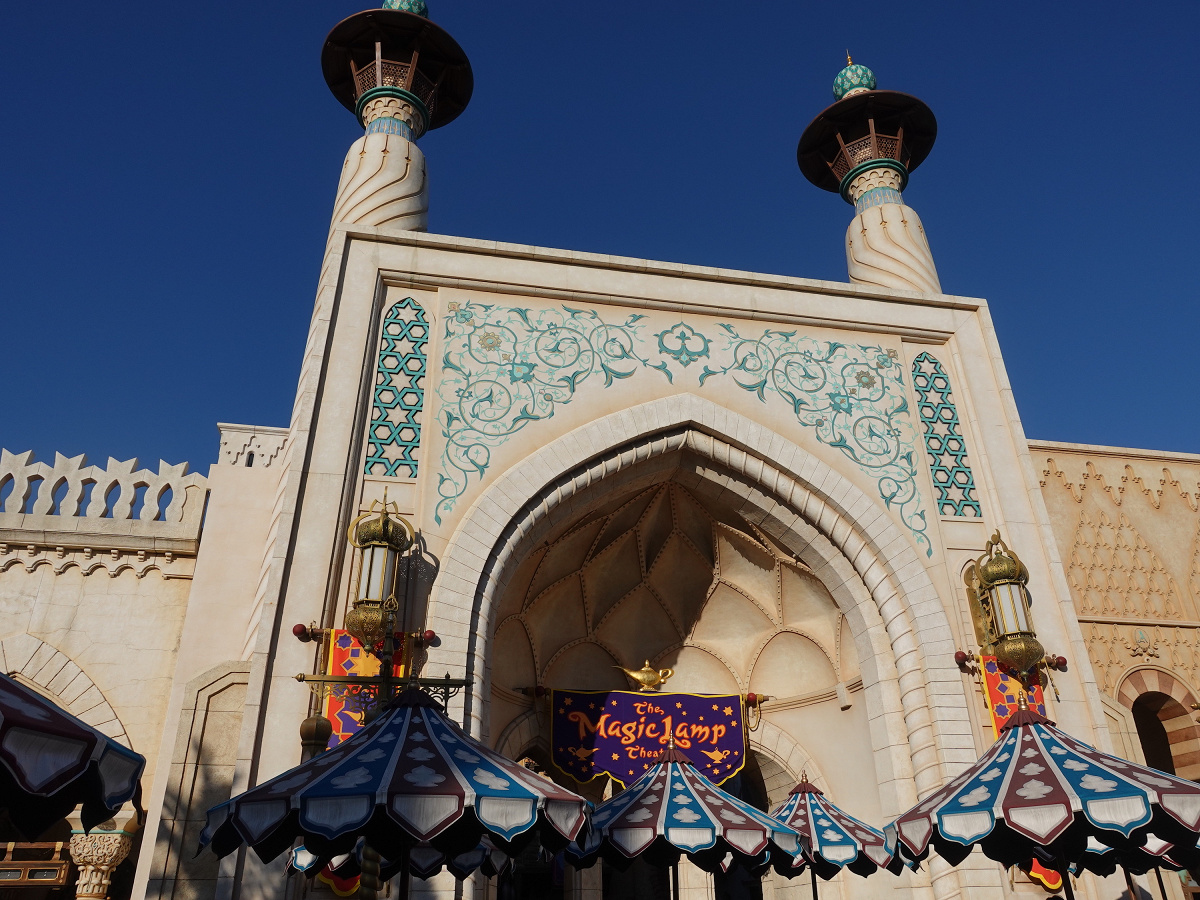 マジックランプシアター キャステル CASTEL ディズニー情報