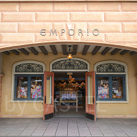 エンポーリオはディズニーシーの百貨店！場所、取扱いグッズまとめ！スタンバイパスは必要？
