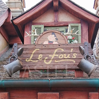 【ディズニーランド】「ル・フウズ」徹底解説！「アップルキャラメル味」のチュロスが楽しめる♪