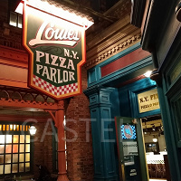 ユニバで本格的なピザが食べられる「ルイズ N.Y. ピザパーラー」！場所、メニューと値段まとめ