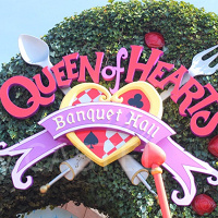 【予算別】ディズニーランドのお肉料理20選！人気のステーキ、テリヤキチキンレッグ＆販売場所情報