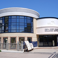 ディズニーウェルカムセンター完全ガイド!ホテル宿泊者なら荷物預け&チケット購入可能